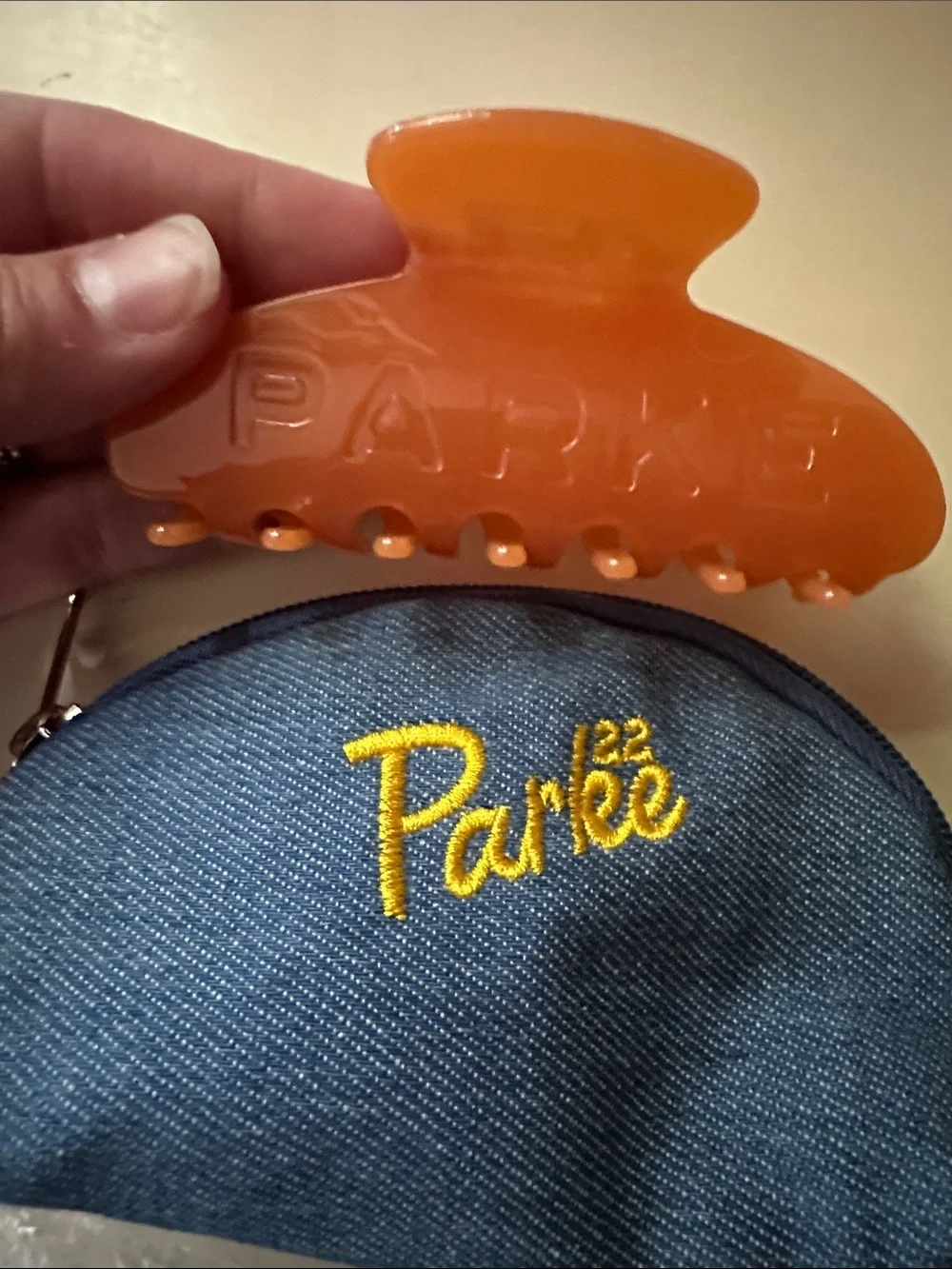 Parke amber orange claw clip